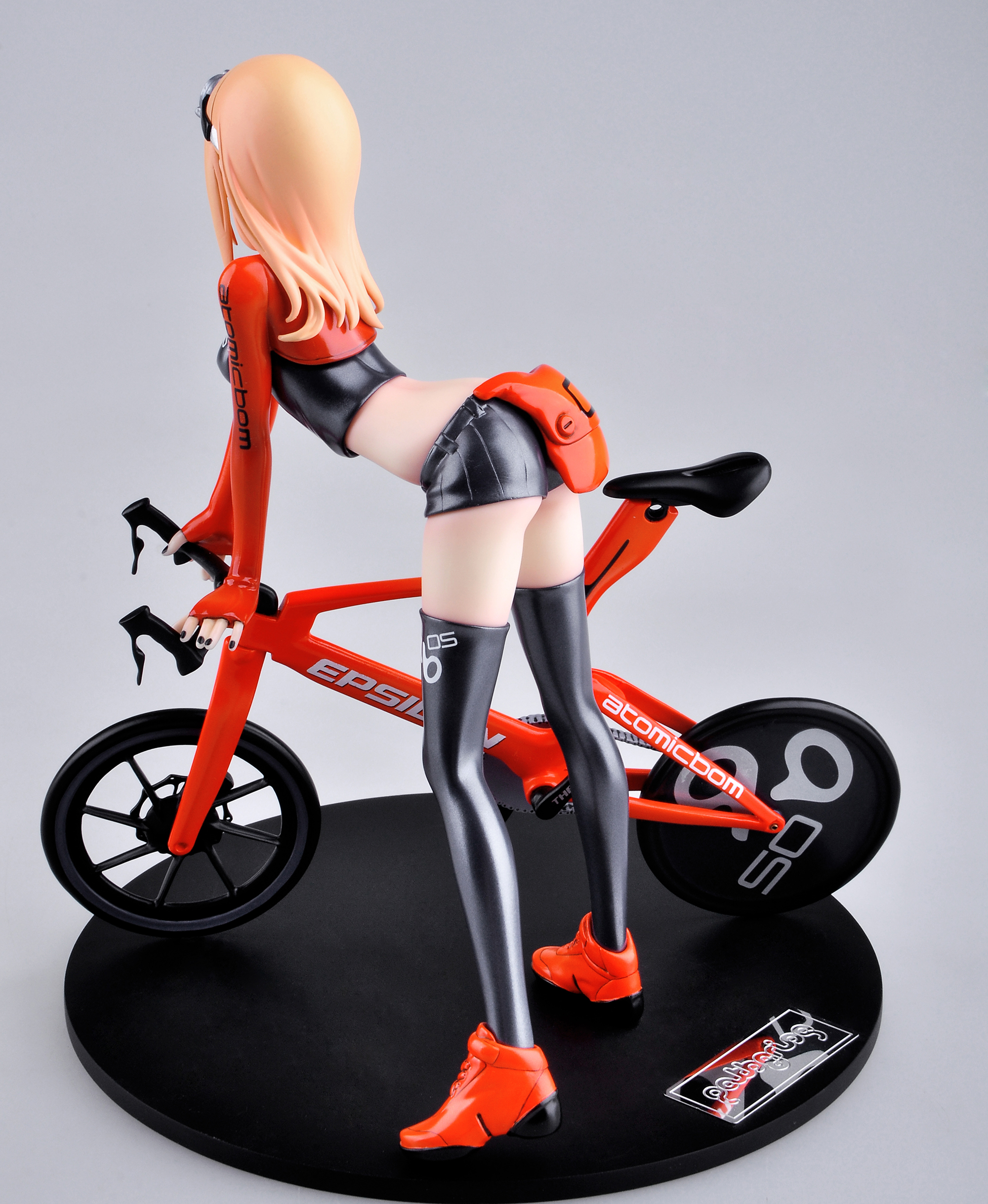 Bicycle & Girl Version 3 Figure by E2046 haruhichan.com E2046 Gathering Series figure 00