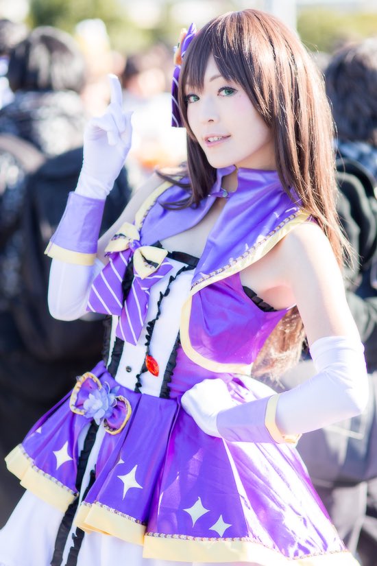 Forget Comics, These Cosplayers Will Warm Your Heart at Comiket 89