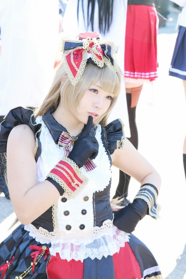 Forget Comics, These Cosplayers Will Warm Your Heart at Comiket 8932