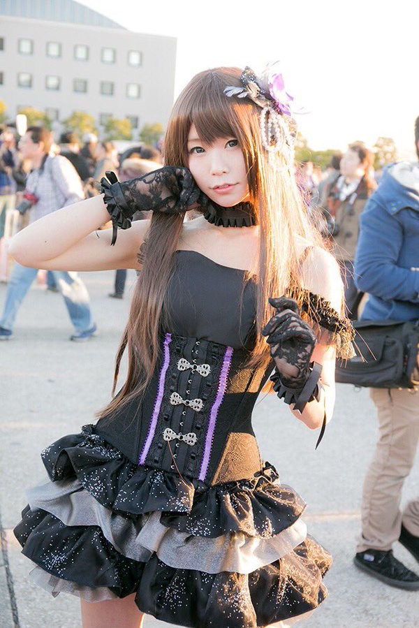 Forget Comics, These Cosplayers Will Warm Your Heart at Comiket 8937