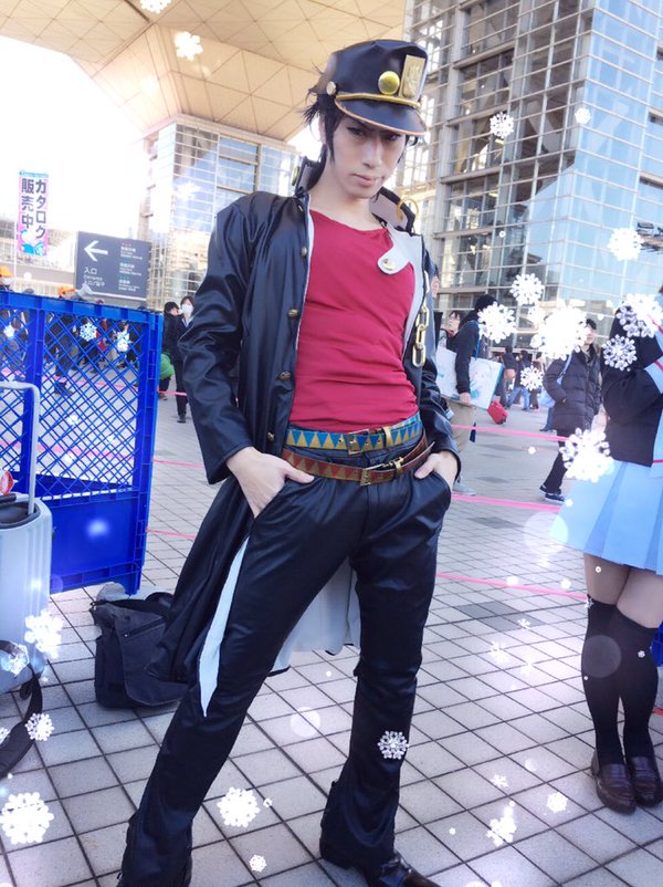 Forget Comics, These Cosplayers Will Warm Your Heart at Comiket 898