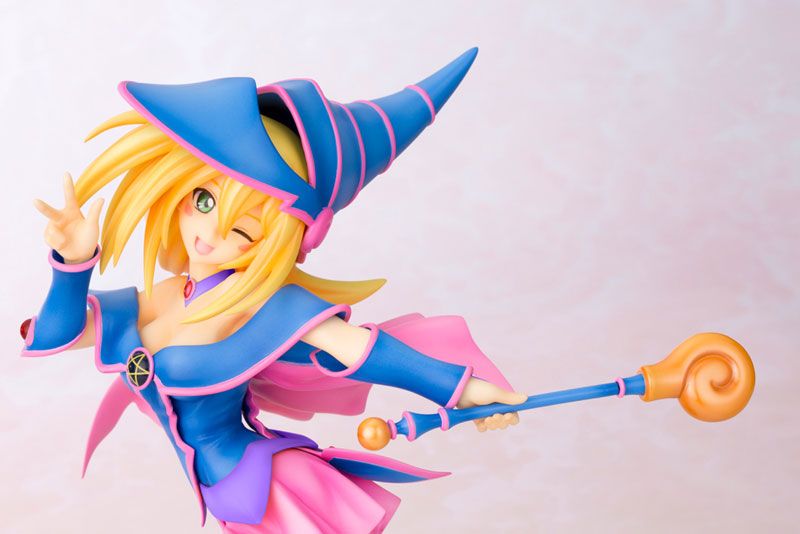 Kotobukiya's Beautiful Dark Magician Figure Will Cast a Spell on You 4