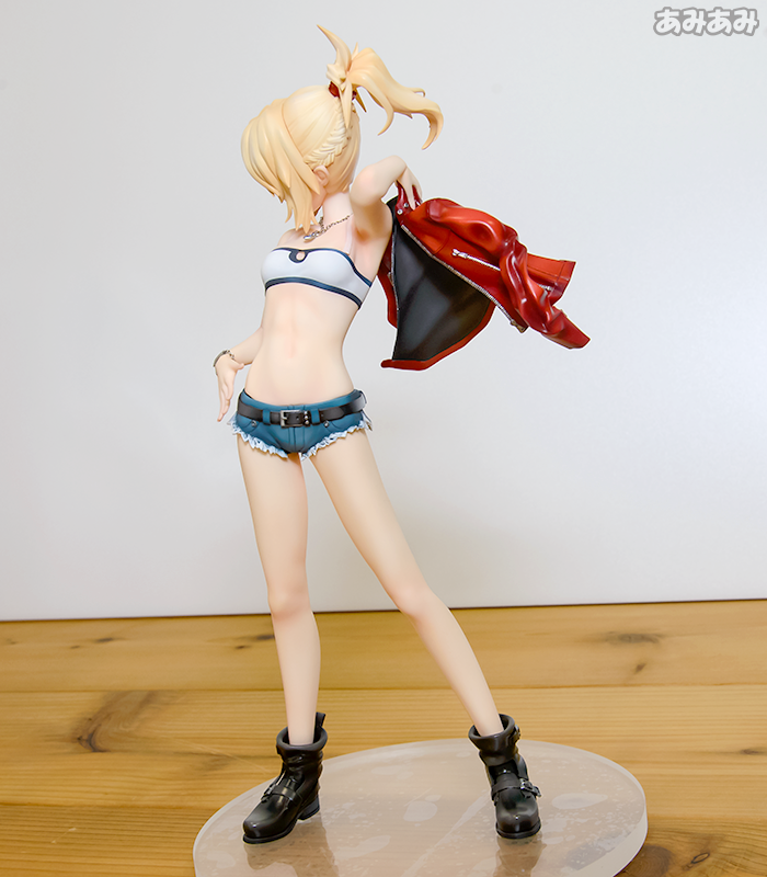 Saber's Daughter Joins the Holy Grail War in New Aquamarine Scale Figure 7