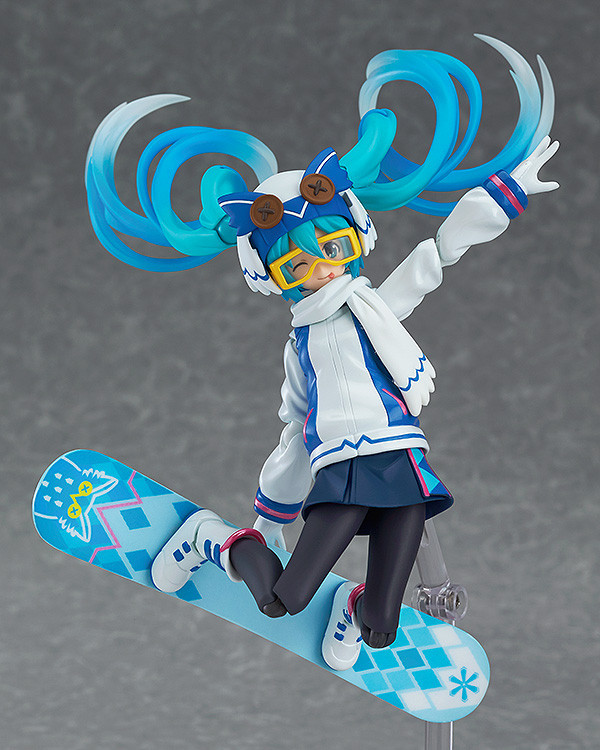 Snow Miku Figure 5