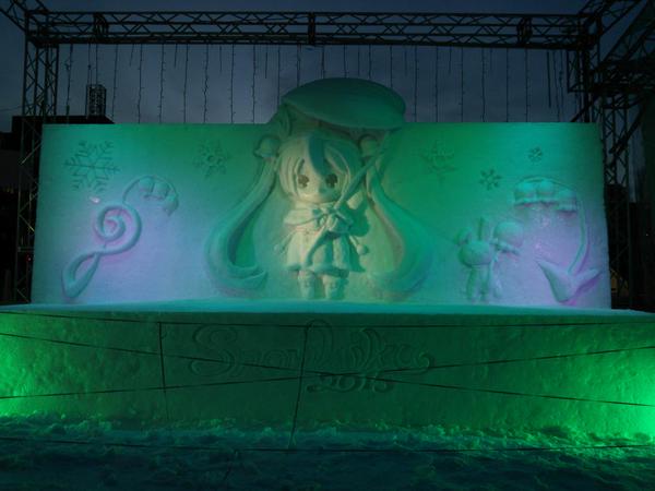 Snow Miku Love Live Madoka Magica and More Ice Sculptures Displayed at the 66th Sapporo Snow Festival haruhichan.com Snow Miku 7