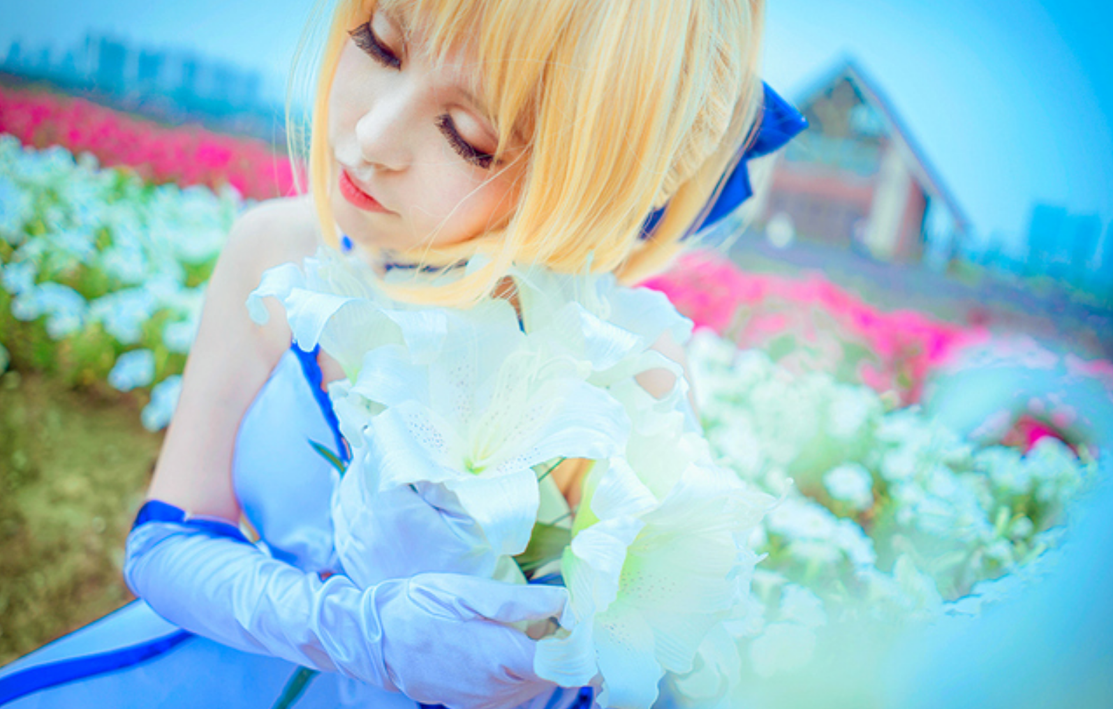 This Saber Lily Cosplayer Will Capture Your Heart in 10th Anniversery Type-Moon Photoset 10