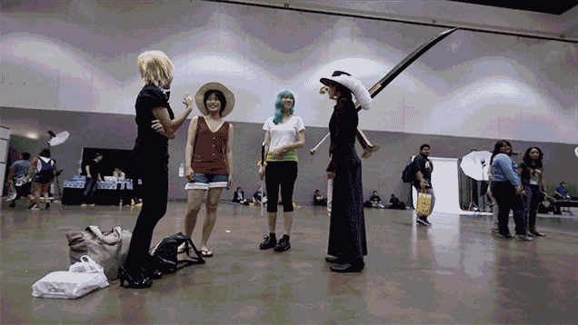 ​Luigi Death Stare vs Anime Expo 2014 One Piece