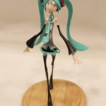 Hatsune Miku (初音 ミク) – Garage Kit [Uneri Kaidan (うねり 階段) Circle]