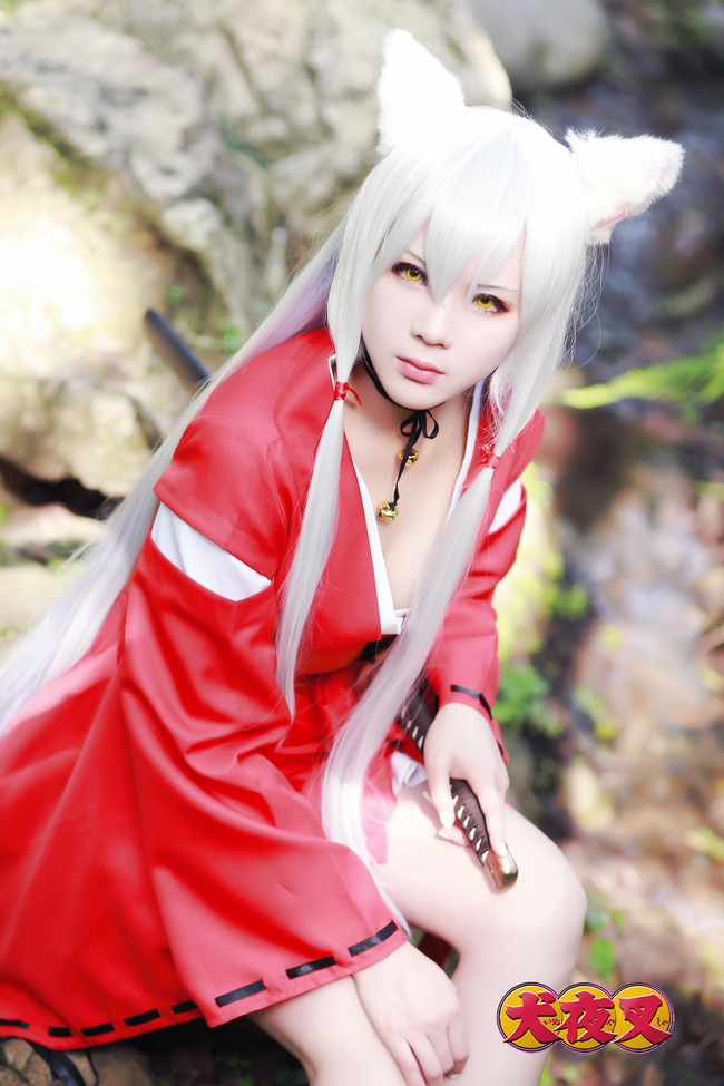 Impressive Female Inuyasha Cosplay Will Make You Question Your Childhood.