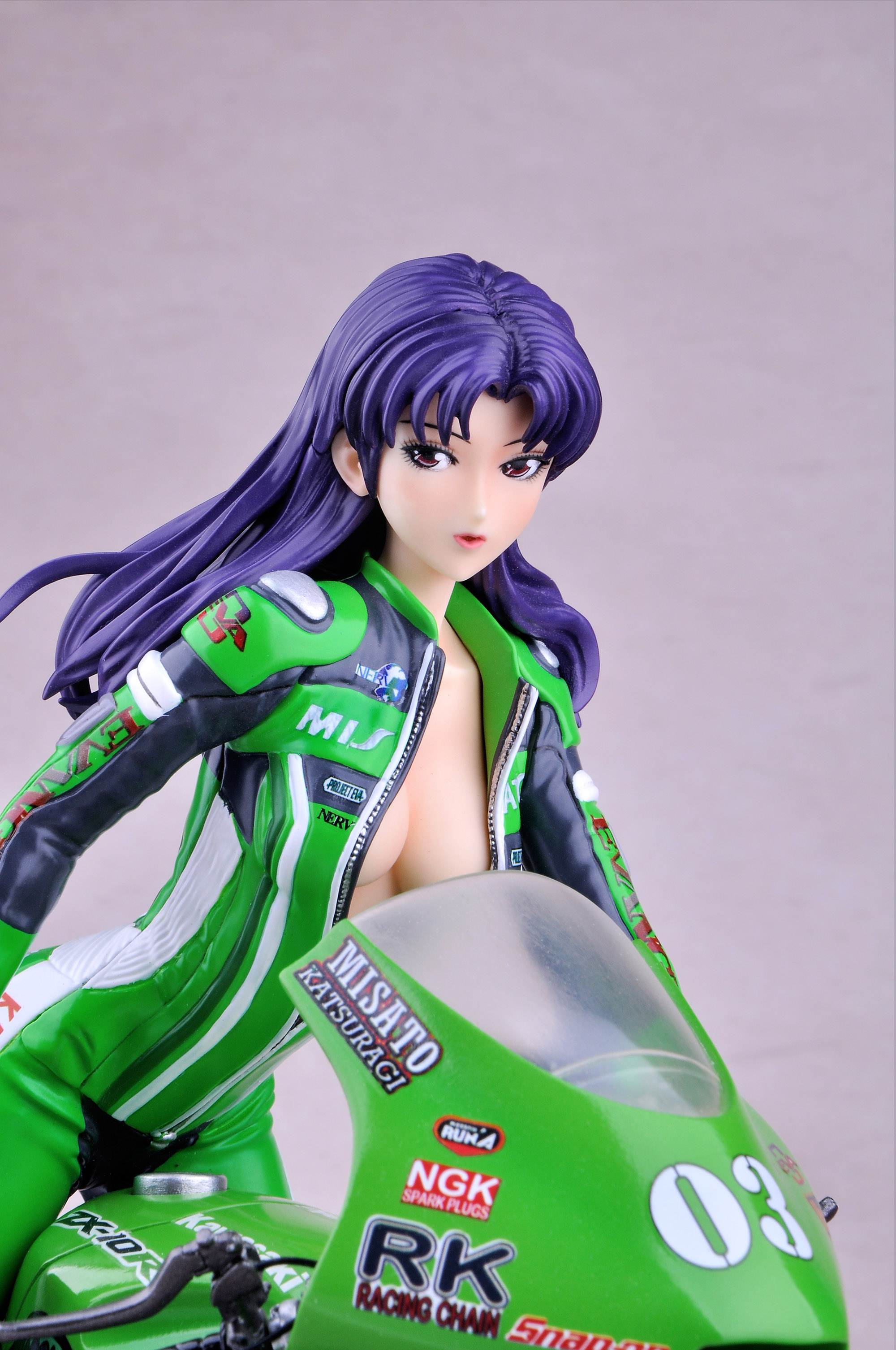 misato figure