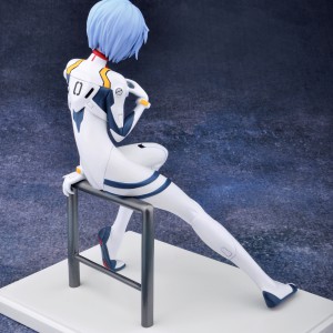The Blue-Haired EVA Pilot Receives a New Figure haruhichan.com Neon Genesis Evangelion Ayanami Rei 07