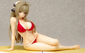 Busty Beach Queen Isuzu Sento Figure
