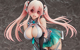 Super Sonico Barely Fits into Hatsune Miku’s Outfit