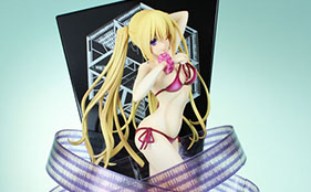 Lieselotte Sherlock Looks Stunning in a Swimsuit